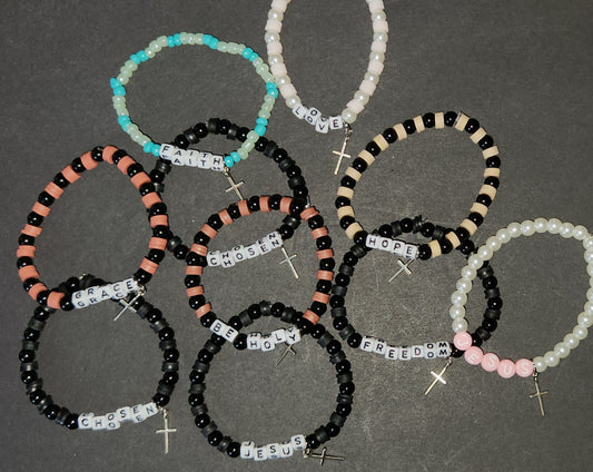 Godly bracelets with dangle cross ✝️